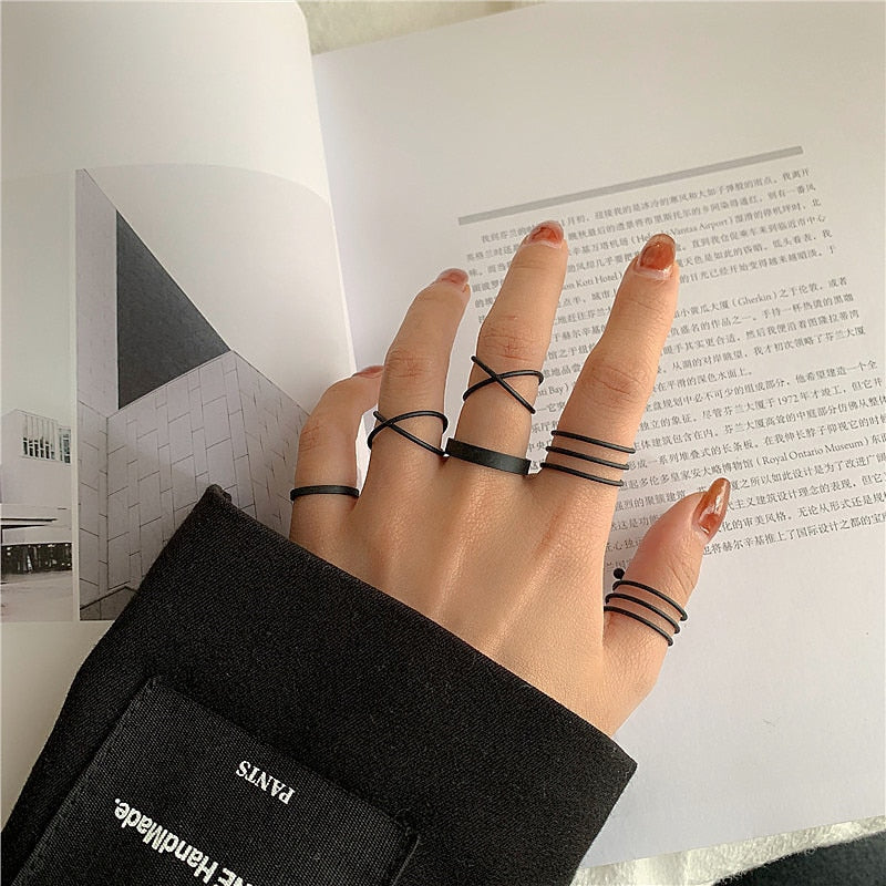 LATS 7pcs Fashion Jewelry Rings Set Hot Selling Metal Hollow Round Opening Women Finger Ring for Girl Lady Party Wedding Gifts